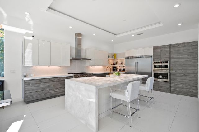 178 SE Via Lago Garda, Port St Lucie, FL 34952