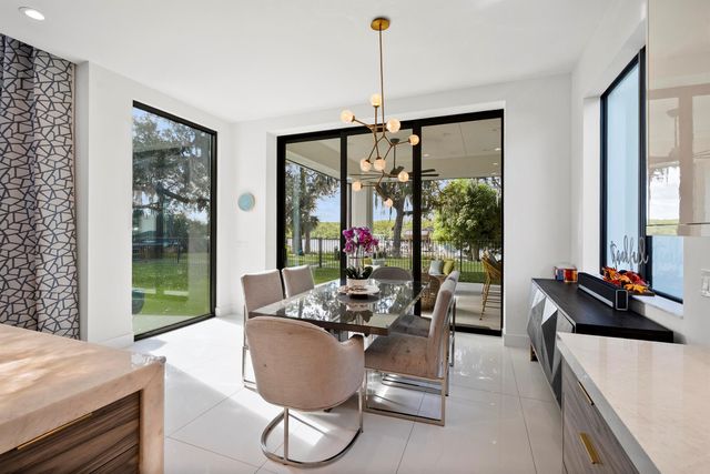 178 SE Via Lago Garda, Port St Lucie, FL 34952