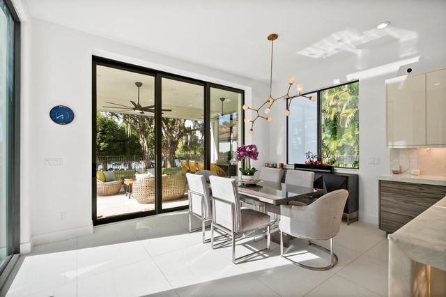 178 SE Via Lago Garda, Port St Lucie, FL 34952