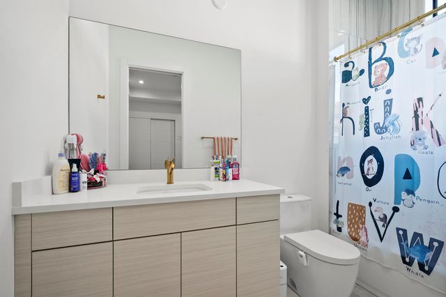 178 SE Via Lago Garda, Port St Lucie, FL 34952