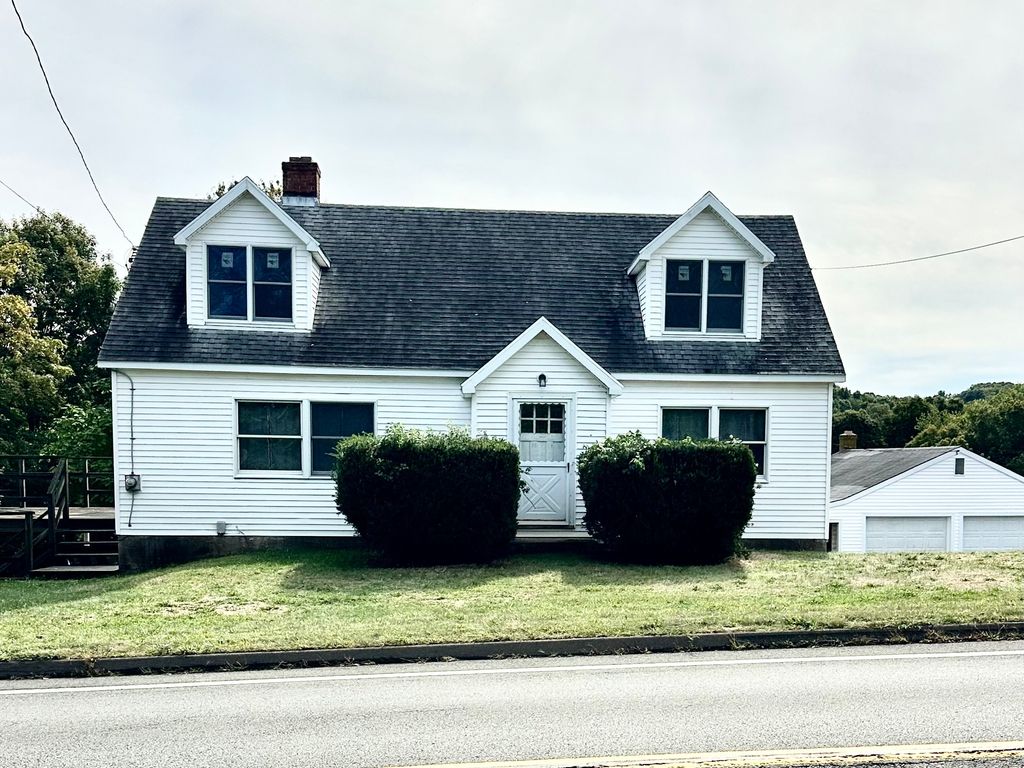 1904 South Main Street, Middletown, CT 06457