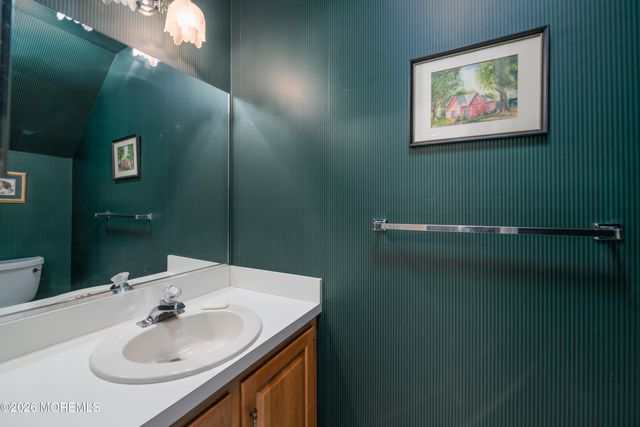 3 Whitesands Way 4003, Little Silver, NJ 07739