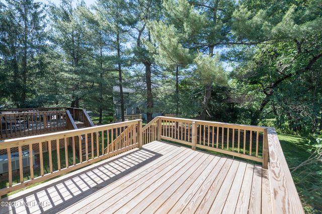 3 Whitesands Way 4003, Little Silver, NJ 07739