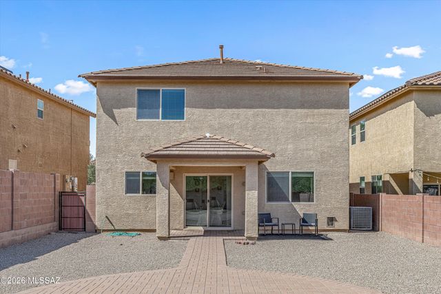 845 W Placita Caney, Green Valley, AZ 85614