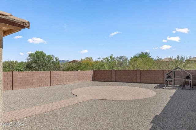 845 W Placita Caney, Green Valley, AZ 85614