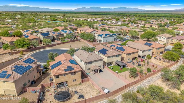 845 W Placita Caney, Green Valley, AZ 85614