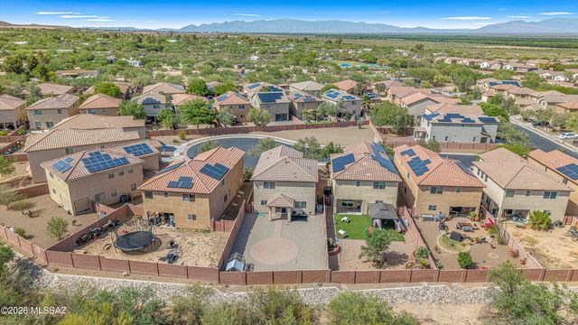 845 W Placita Caney, Green Valley, AZ 85614