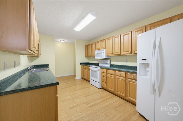 320 River Chase Drive, Athens, GA 30605