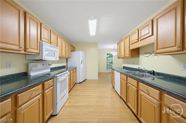 320 River Chase Drive, Athens, GA 30605