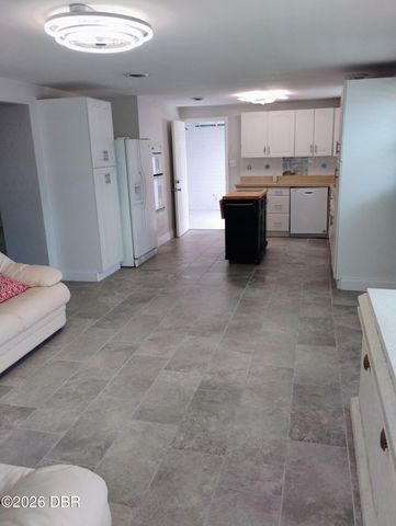 11 Ocean Breeze Circle, Ormond Beach, FL 32176