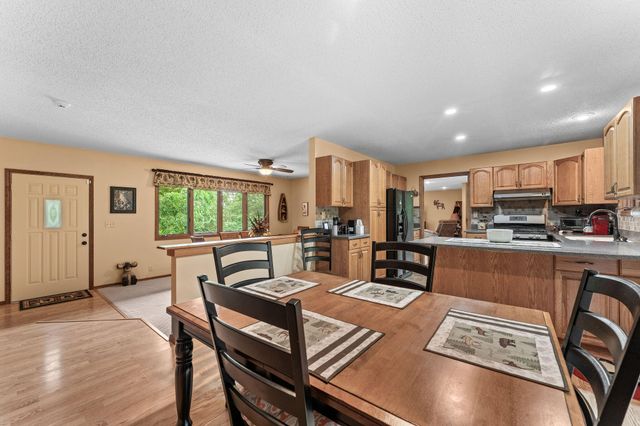 845 Alyeska Point Road, Lampe, MO 65681