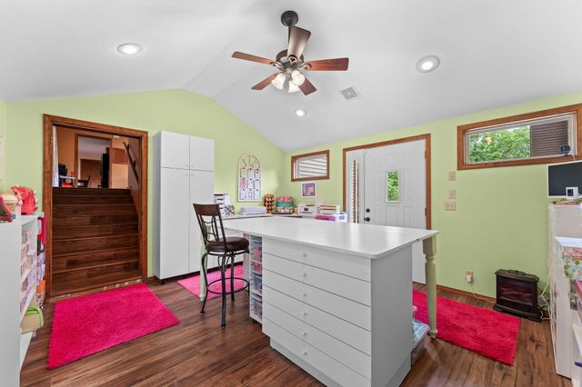 845 Alyeska Point Road, Lampe, MO 65681