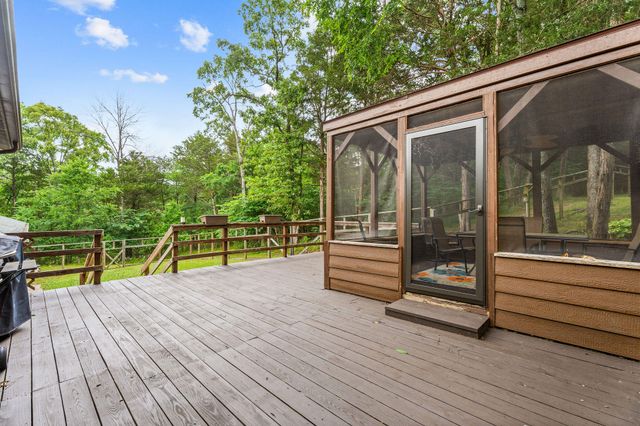 845 Alyeska Point Road, Lampe, MO 65681