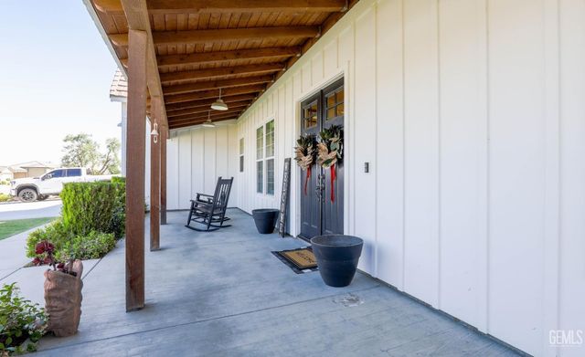 3408 Shauna Marie Street, Bakersfield, CA 93314