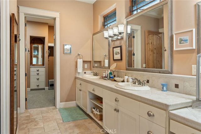 110 11th, Paso Robles, CA 93446