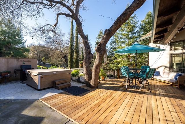 110 11th, Paso Robles, CA 93446