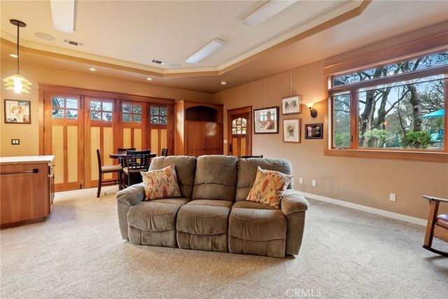 110 11th, Paso Robles, CA 93446