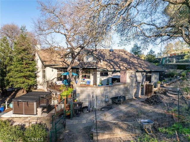 110 11th, Paso Robles, CA 93446