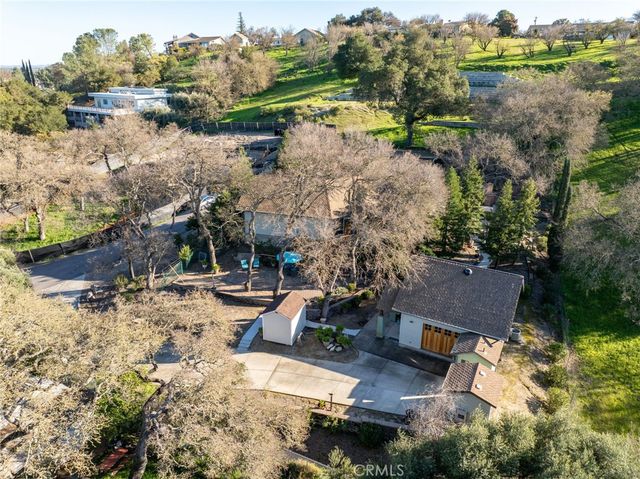 110 11th, Paso Robles, CA 93446