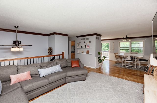 1141 19th Street, West Des Moines, IA 50265