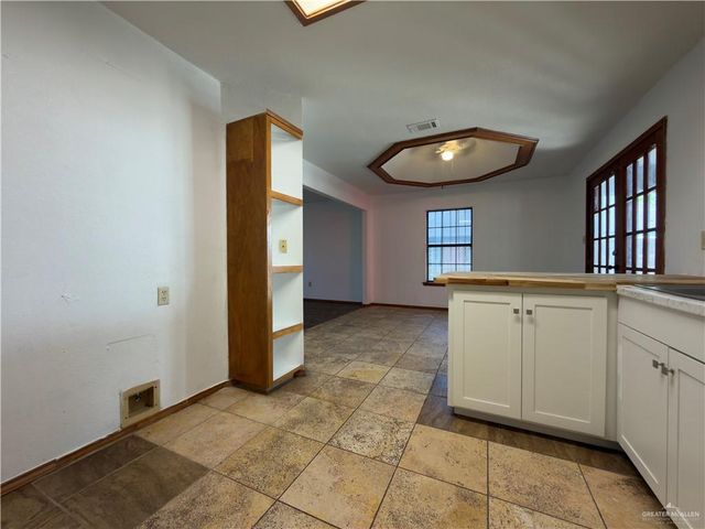 701 Benito Alaniz Street, Elsa, TX 78543