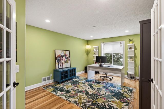 3308 Wild Horse Pass NW, Prior Lake, MN 55372