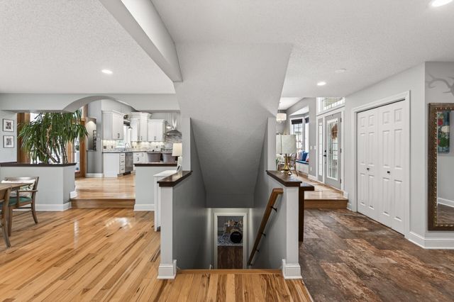 3308 Wild Horse Pass NW, Prior Lake, MN 55372