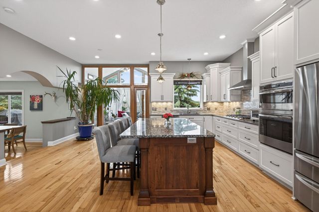 3308 Wild Horse Pass NW, Prior Lake, MN 55372