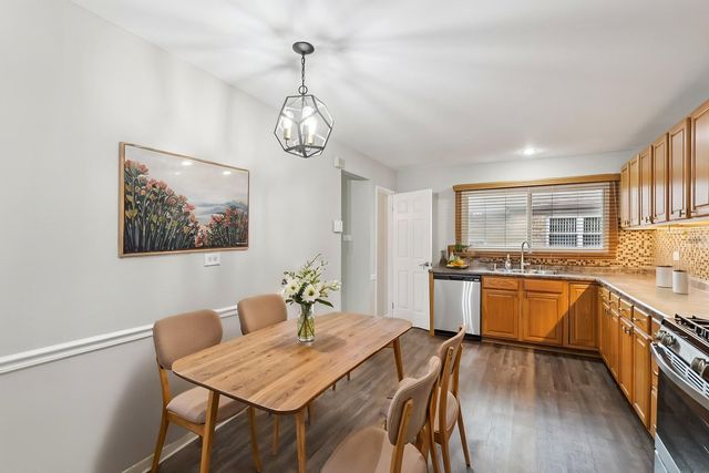 16080 Marion Drive, South Holland, IL 60473