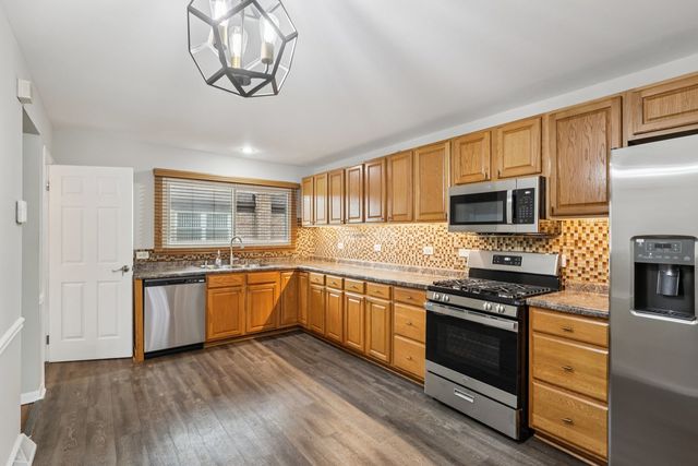 16080 Marion Drive, South Holland, IL 60473