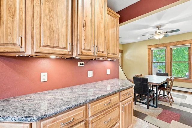 1903 Salisbury ROAD, West Bend, WI 53090