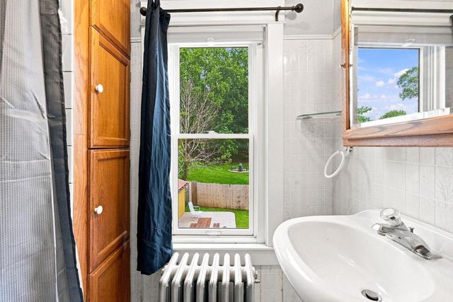 1903 Salisbury ROAD, West Bend, WI 53090