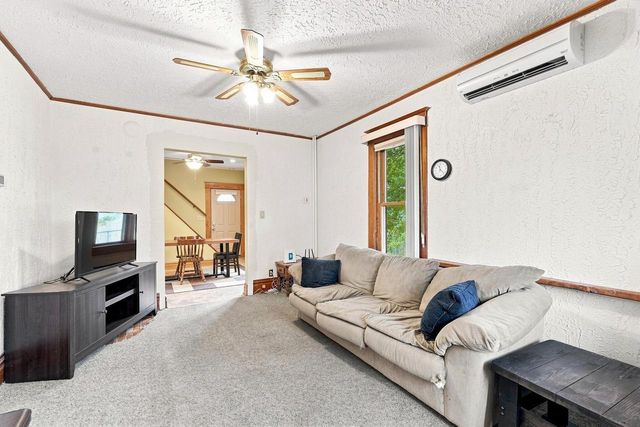 1903 Salisbury ROAD, West Bend, WI 53090