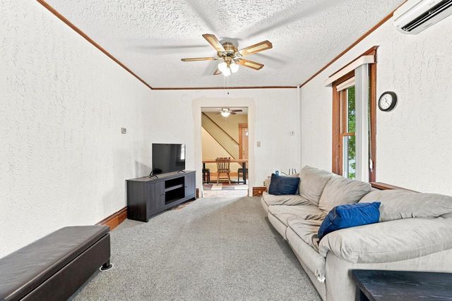 1903 Salisbury ROAD, West Bend, WI 53090