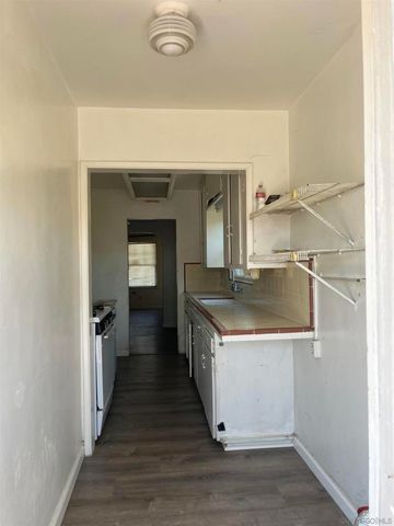 4649 Altadena, San Diego, CA 92115