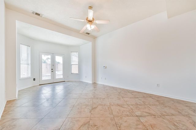 3304 Autumn Forest Drive, Pearland, TX 77584