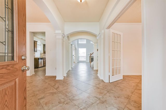 3304 Autumn Forest Drive, Pearland, TX 77584