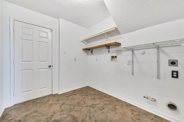 3304 Autumn Forest Drive, Pearland, TX 77584