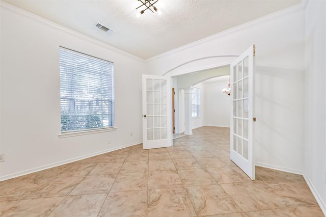3304 Autumn Forest Drive, Pearland, TX 77584
