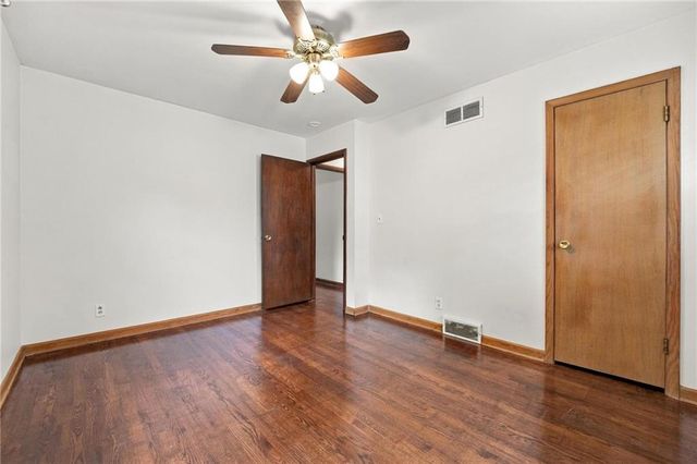 4814 Arlington Avenue, Kansas City, MO 64133