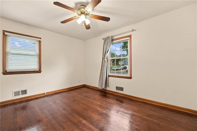 4814 Arlington Avenue, Kansas City, MO 64133