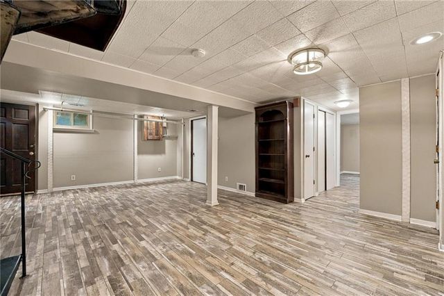 4814 Arlington Avenue, Kansas City, MO 64133