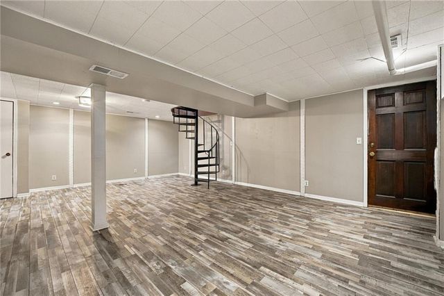 4814 Arlington Avenue, Kansas City, MO 64133