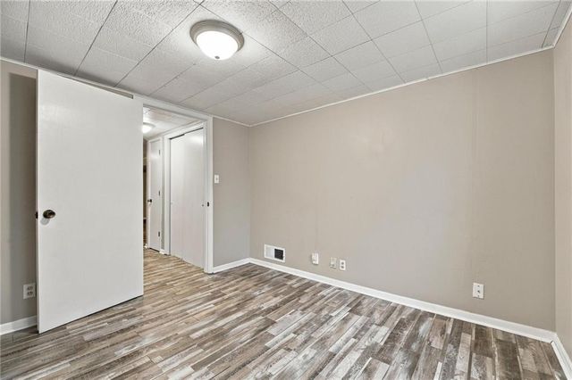 4814 Arlington Avenue, Kansas City, MO 64133