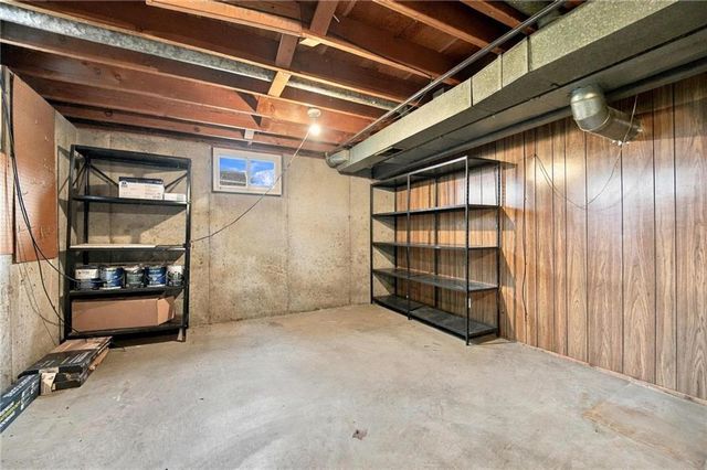 4814 Arlington Avenue, Kansas City, MO 64133