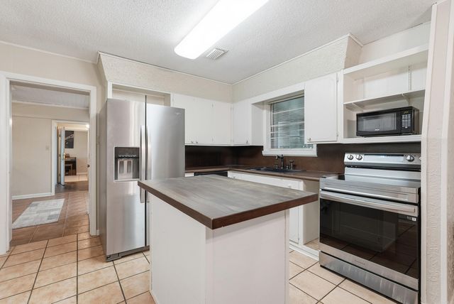 4 Spradlin Rd, Conway, AR 72032