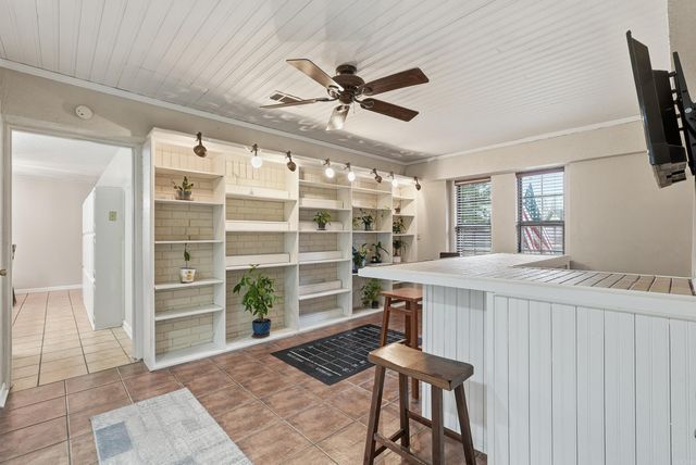 4 Spradlin Rd, Conway, AR 72032