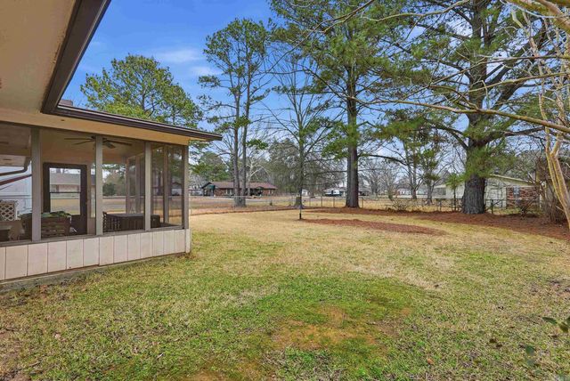 4 Spradlin Rd, Conway, AR 72032