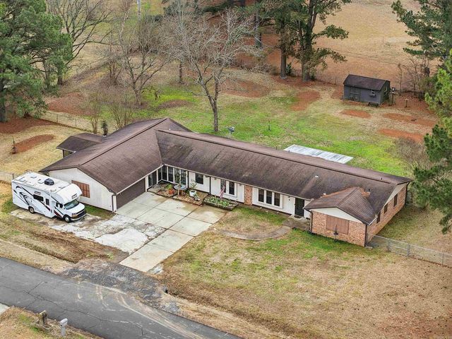 4 Spradlin Rd, Conway, AR 72032