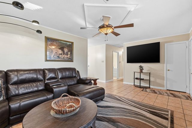 4 Spradlin Rd, Conway, AR 72032